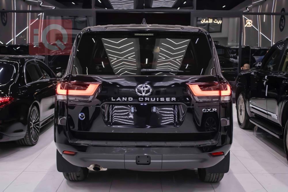 تويوتا لاندكروزر